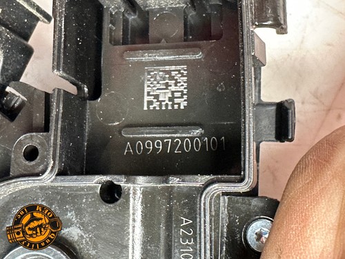 2020-25 MERCEDES GLE GLS CLASS FRONT LEFT DOOR LOCK LATCH W/ ACTUATOR SOFT CLOSE - Foto 2 di 10