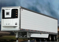 1/64 DCP WHITE WABASH 53' ARTICLITE SPREAD AXLE TRAILER W/ THERMO KING REEFER