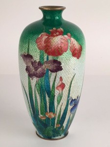 Japanese Kumeno Teitaro cloisonne vase.