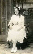 YN196 Original Vintage Photo RPPC FIRST COMMUNION GIRL c Early 1900's