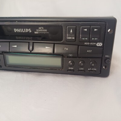 Vintage Car Audio PHILIPS 22 DC 722 Old Radio cassette player