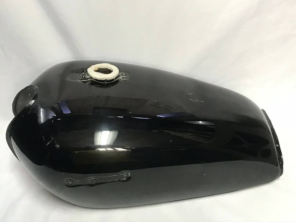 YAMAHA ORIGINAL FUEL GAS TANK XS400 1980 NOS OEM 2L0-24110-00-4H