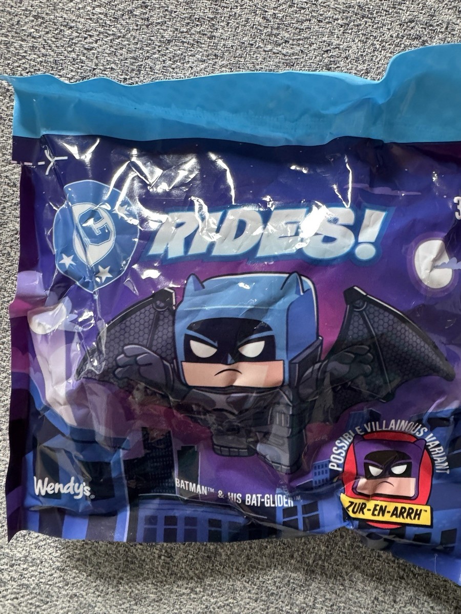 Wendy's SHIPS JET BLUE レザーバングル　2個セット Wendy's DC Rides! Batman Zur-En-Arrh RARE VARIANT Sealed 2026 Kids