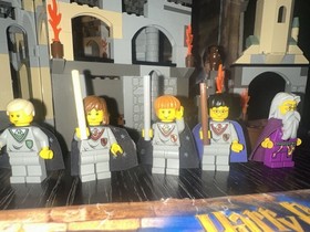 LEGO Harry Potter 4709 Hogwarts Castle 100% Complete W/Box & Instructions 