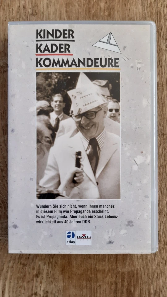 VHS Kinder Kader Kommandeure DDR Propaganda atlas Film - Bild 1 von 4