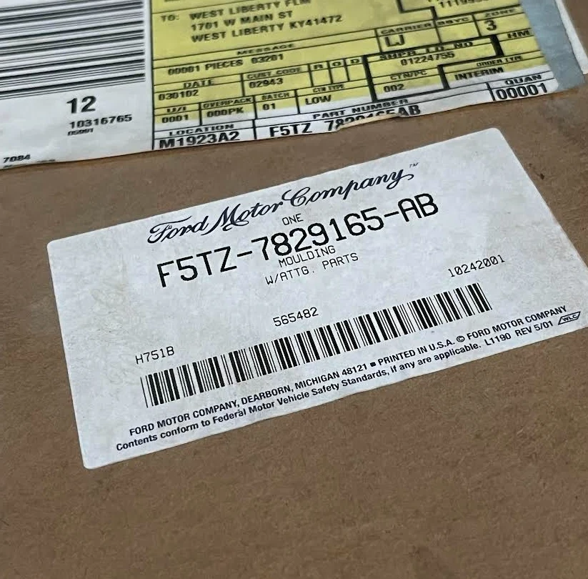 Nuevo Ford Explorer 1995 rueda trasera izquierda apertura moldura cuarto panel guardabarros fabricante de equipos originales Foto 3 de 4