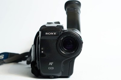 Vintage Sony Handycam CCD-TR380E Video8 PAL Camcorder - Black