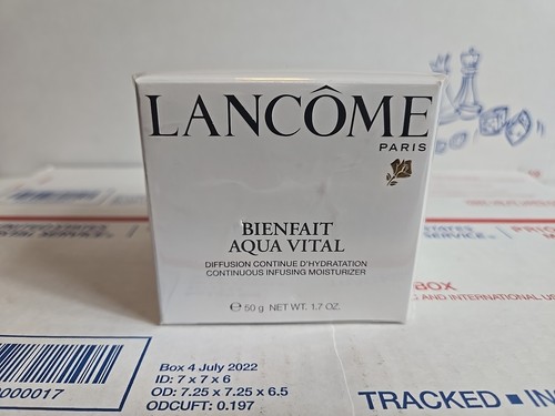 LANCOME Bienfait Aqua Vital Continuous Infusing Moisturizer 1.7 fl oz/ 50ml NEW - Picture 2 of 15
