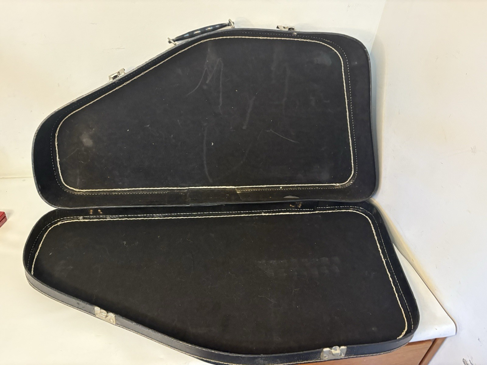 Vintage ChromaHarp 15-Chord Autoharp w/ Case