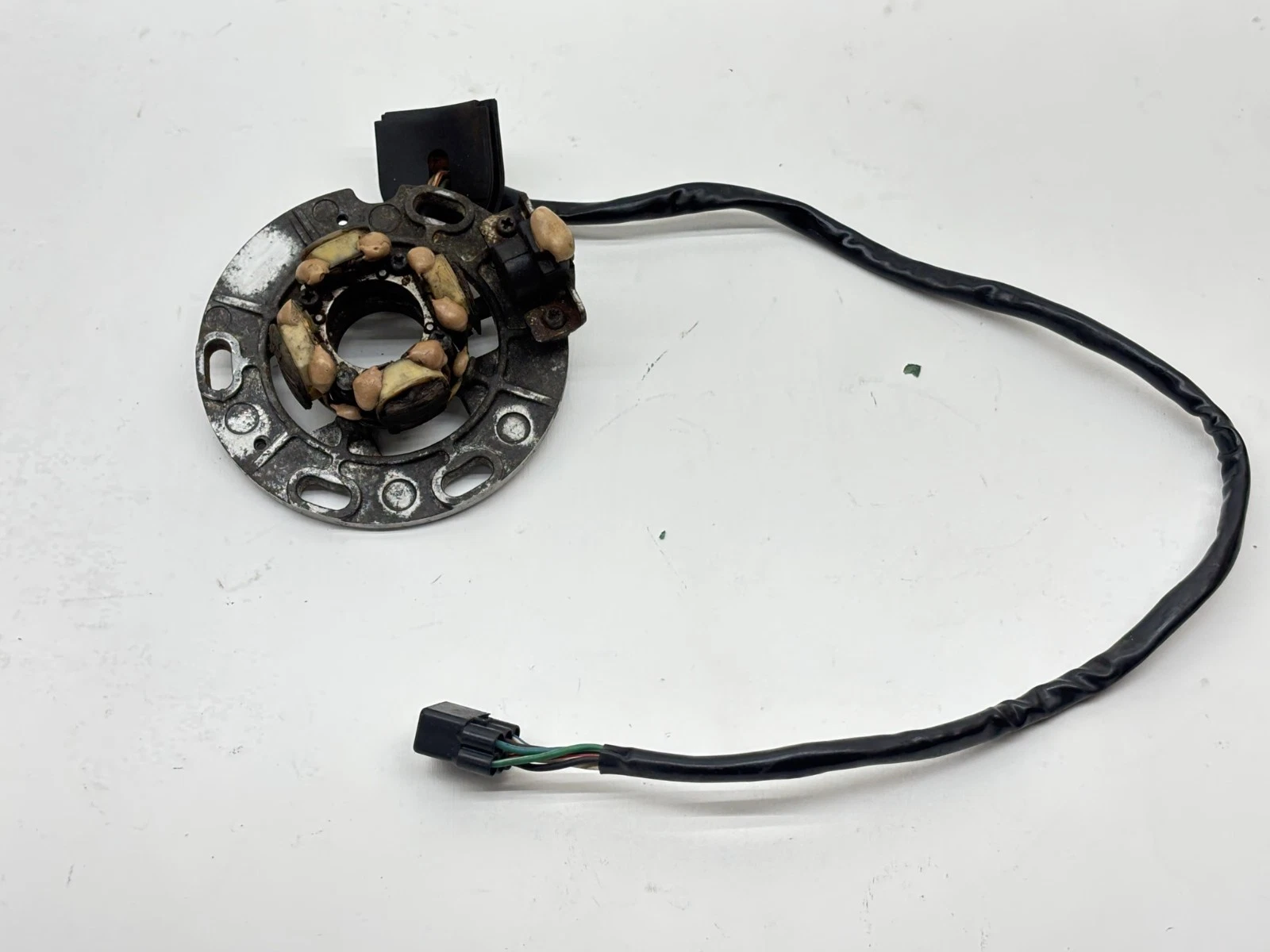 2002 Yamaha YZ250 Stator Magneto Coil Alternator Generator OEM 5CU-85560-10-00