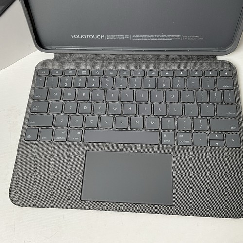 Logitech Folio Touch Keyboard Case for iPad Pro 11" 1st 2nd 3rd Gen - Picture 4 of 11