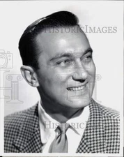 1953 Press Photo Humorist Ted Brown stars on "Phrase That Pays" - pix37631