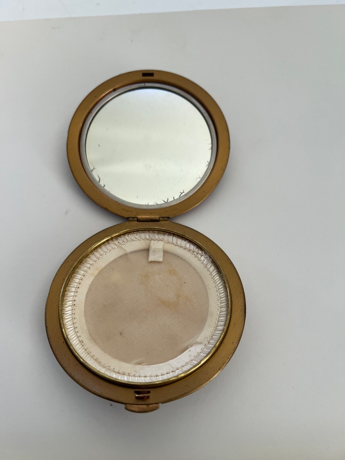 VINTAGE LIN BREN COMPACT WITH JEWELS PLEASE READ