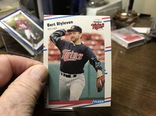1988 Fleer Baseball FROM FACTORY SET # 4 BERT BLYLEVEN