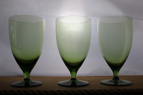 Set of 3 Solid Green Footed Water Goblets 6 " - Picture 2 of 3