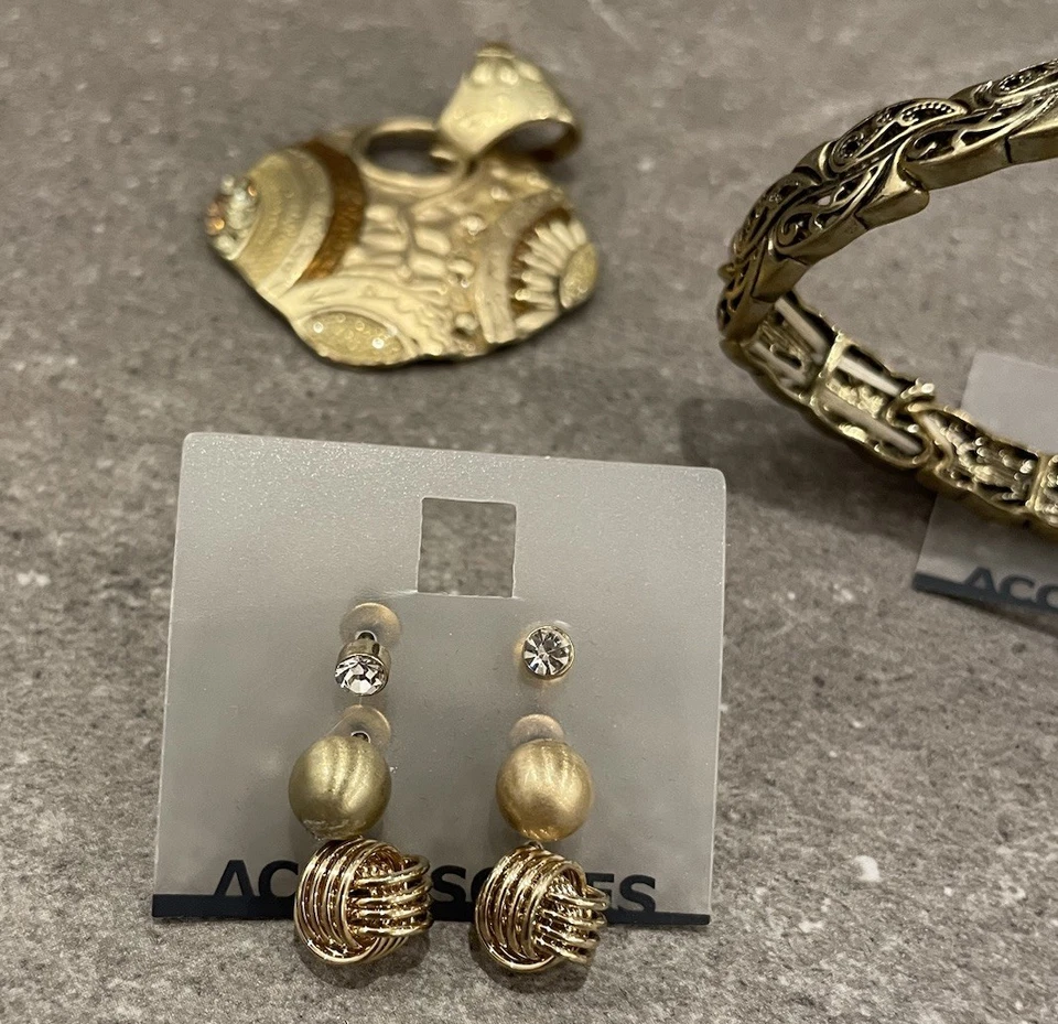 Modeschmuck, Ohrringe, Armband und Anhänger, Tolles Geschenk! Neu! - Bild 4 von 4