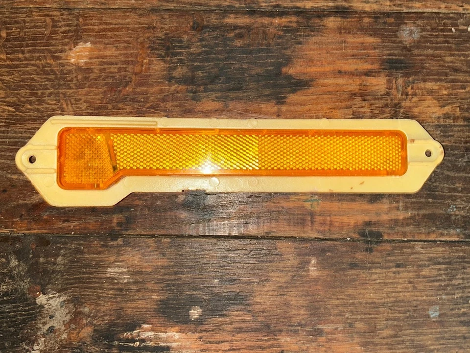 NOS GM Delco Guide 1970-1971-1972 Chevrolet Monte Carlo marcador lámpara lente de luz Foto 2 de 4