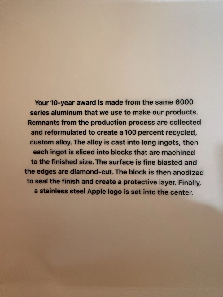 Artículo de coleccionista Apple premio servicio 10 años (aluminio 10 libras)  Foto 4 de 4