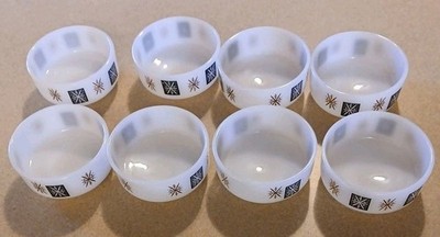 Vintage 8 Federal Milk Glass Atomic Starburts 1 Cup Bowls