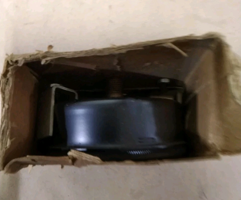 US Gauge 37343 Gauge 0-200psi A79 - Image 4 of 4