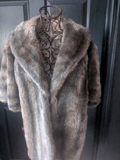 EUC Stunning Faux Mink Fur Stole One Size Fits Most