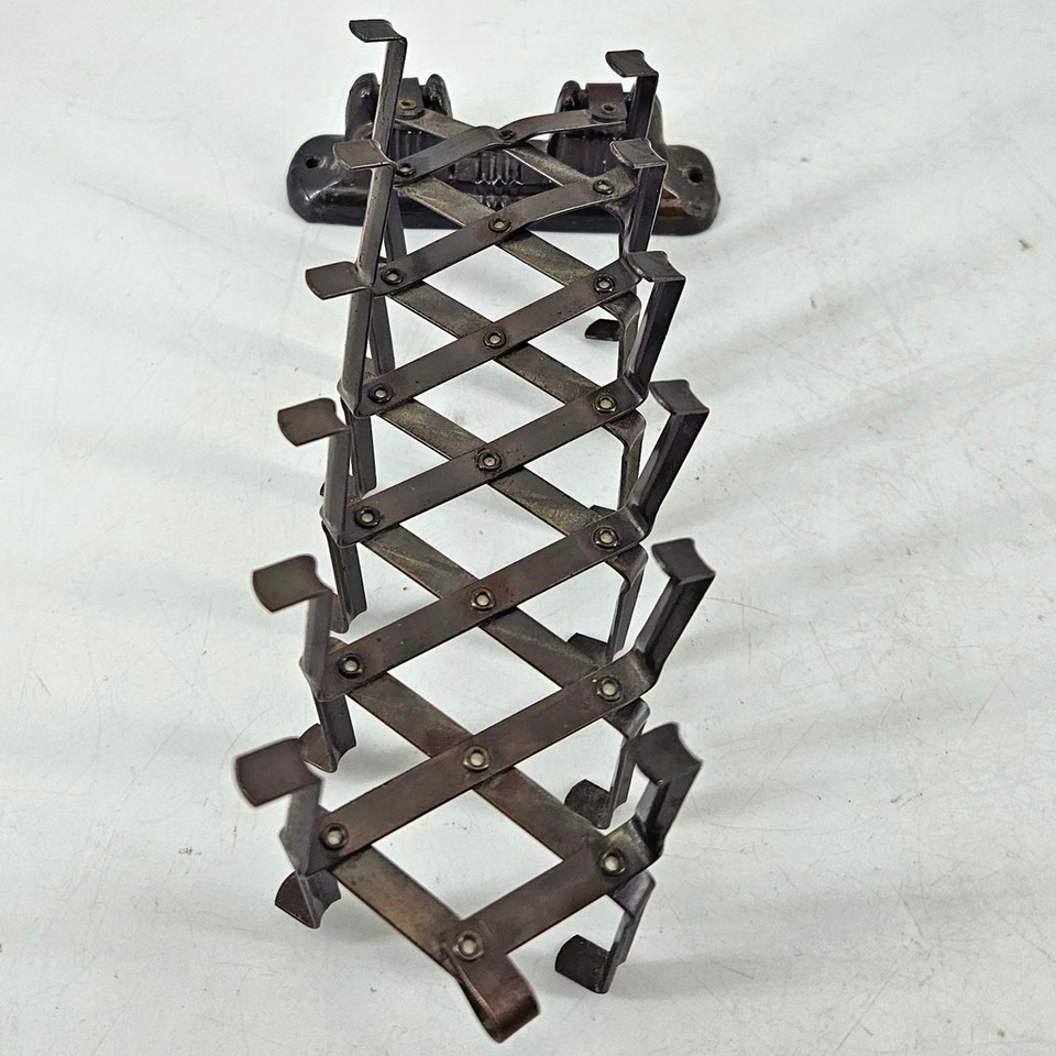 Vintage metal Art Deco Accordion Extendable wall mounted jewelry tie