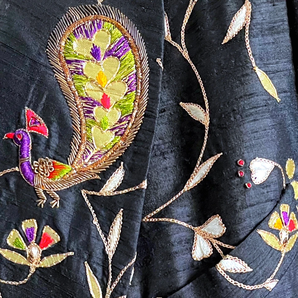 Chaqueta Esmoquin Noche Zardozi Pavo Real Metálica Seda Lentejuelas Indias Años 80 De Colección L Foto 2 de 4