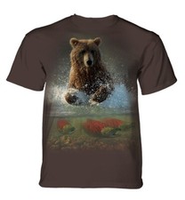 The Mountain Brown Bear Lucky Fishing Hole Grizzly Bears Mama Fish T-Shirt M-3X