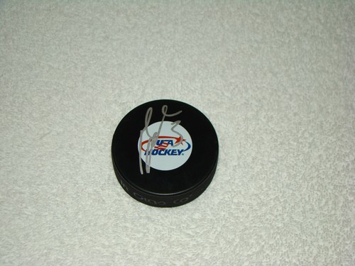 Jack Johnson Hand Signed USA Hockey Logo Puck Autograph Columbus Blue Jackets - Picture 2 of 4