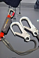 SINGING ROCK REACTOR 3 FALL ARREST SYSTEM USED OUR REF BA42