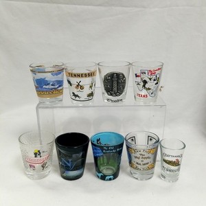Small Mixed Lot Souvenirs Collectibles Shot Glasses State Themed; NY,TN,TX,+