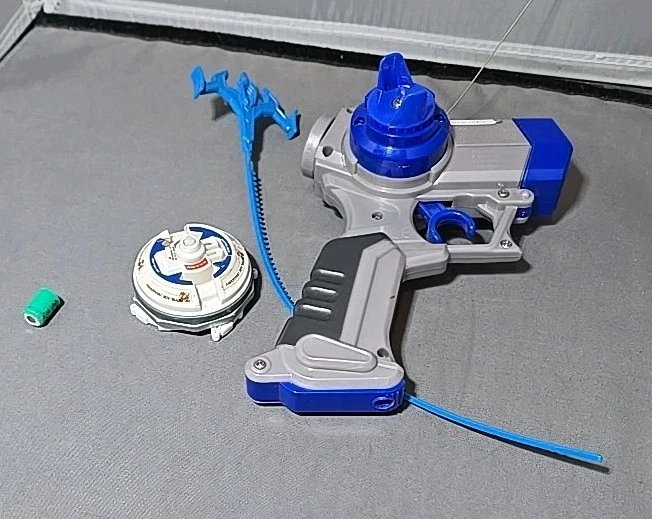 RC Beyblade Dragoon V2 Radio Remote Control RC Bakuten Shoot BBC 27 MHz Repair - Image 3 of 4