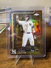 Aaron Judge 2025 Topps Gilded Gold Refractor /99 New York Yankees