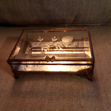 VINTAGE ART-DECO GLASS JEWELRY TRINKET BOX ETCHED SIDES with MIRROR BOTTOM