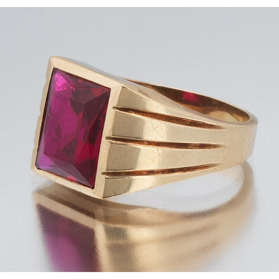 GENTLEMEN'S 14K YELLOW GOLD AND LAB-CREATED RUBY RING SIZE 9 SKY - Image 3 of 4