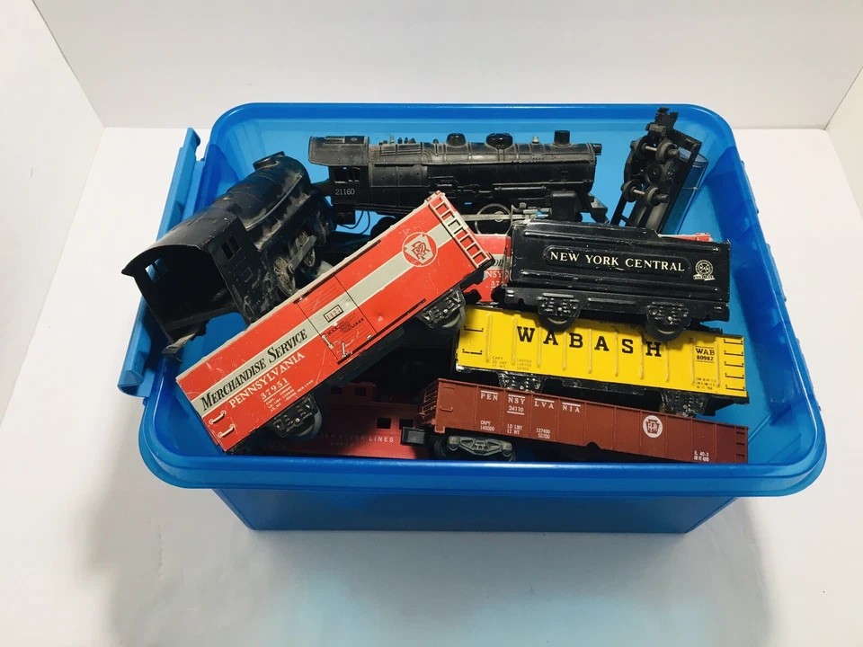 American Flyer Marx Trains Mixed LOT LOCOMOTIVE TRAINS + 3 TRANSFORMERS 50's - Image 3 of 4