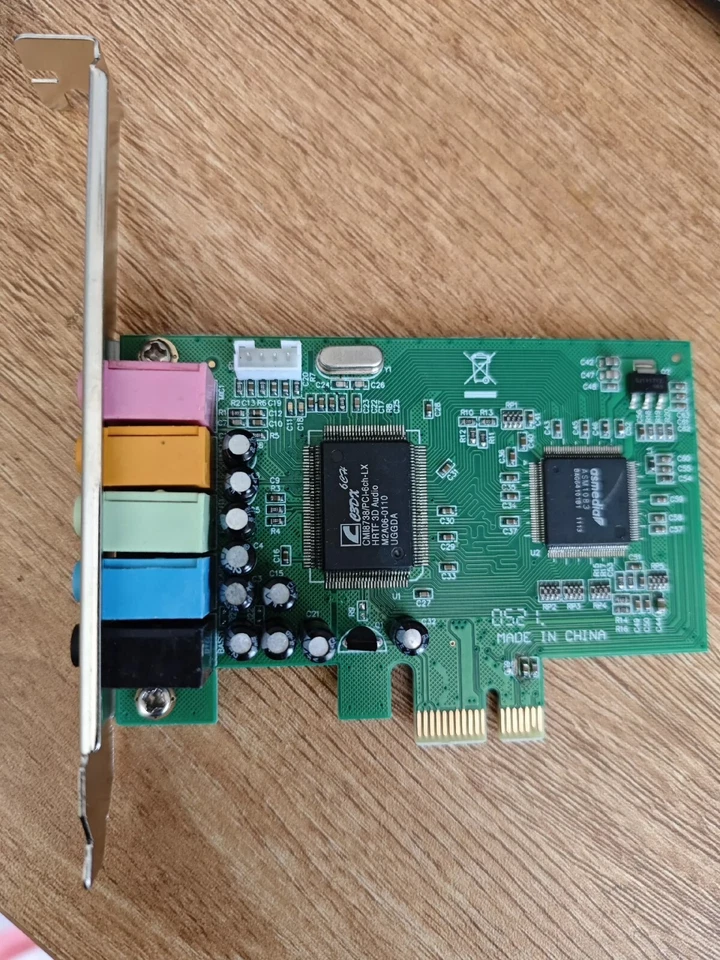 CMI8738  PCI-6CH C3DX series /PCI-Based HRTF 3D Extension Positional Audio Chip - Image 2 of 4