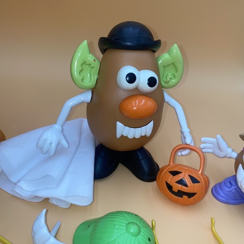 Mr. Potato Head 2002 Hasbro Giant 13" Family Storage Container & Extra Parts - Picture 5 of 10