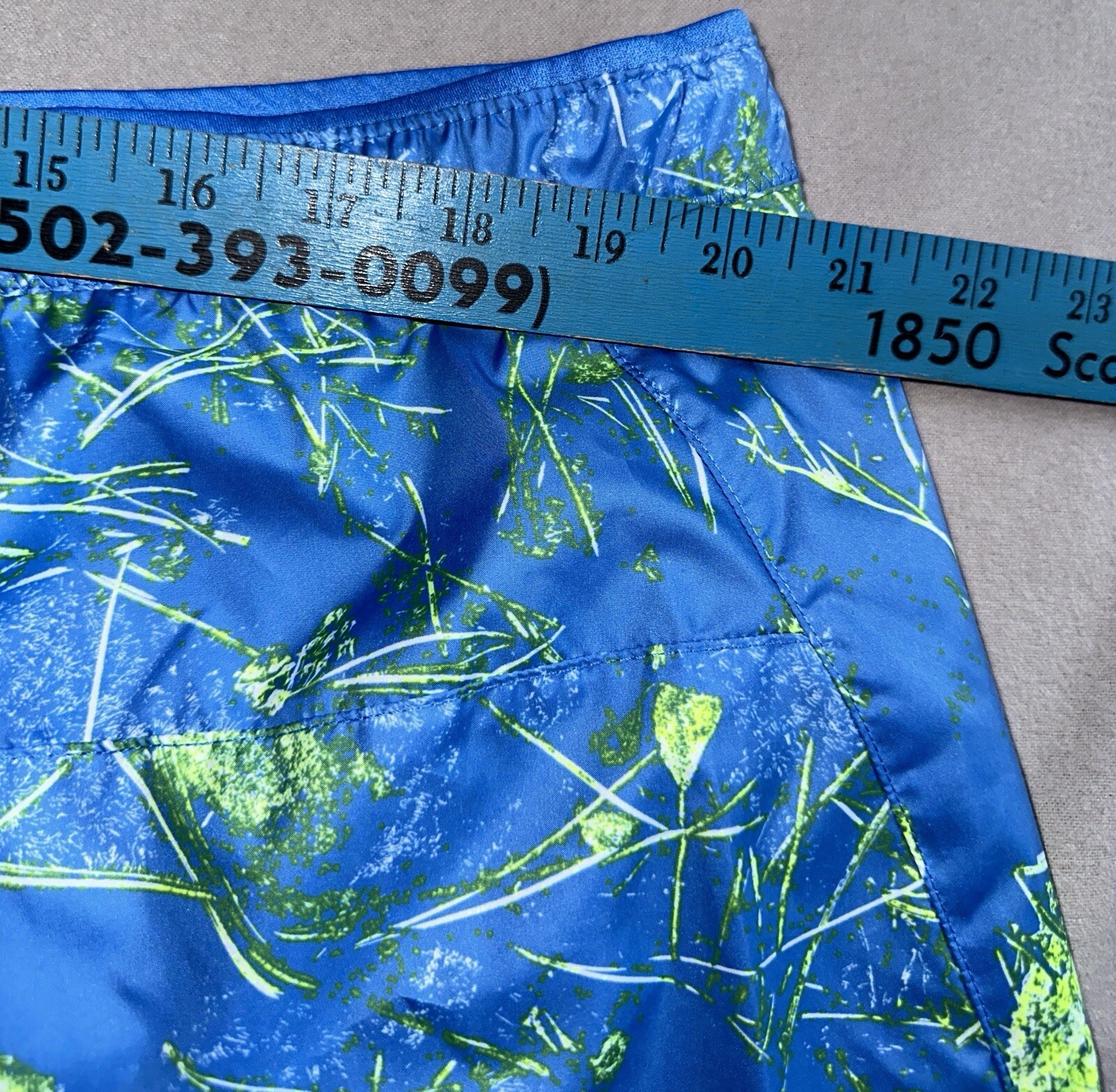 North Face Shorts Mens XXL Limitless Run Wander Blue Supersonic Valley Print- 38 thumbnail 4