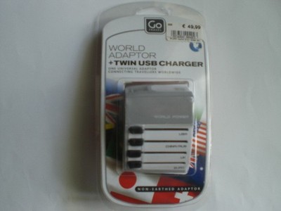 GO World  Adaptor  Universal Travel Plug  With USB Charger USB A+2USBC World Wid