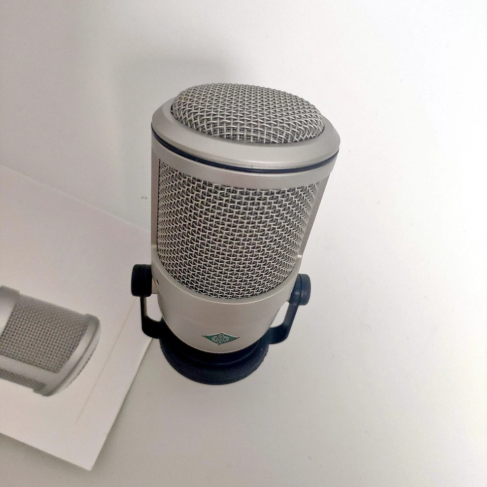 Neumann BCM 705 Dynamic Microphone Professional Broadcast Voiceover Podcast New - Image 4 of 4