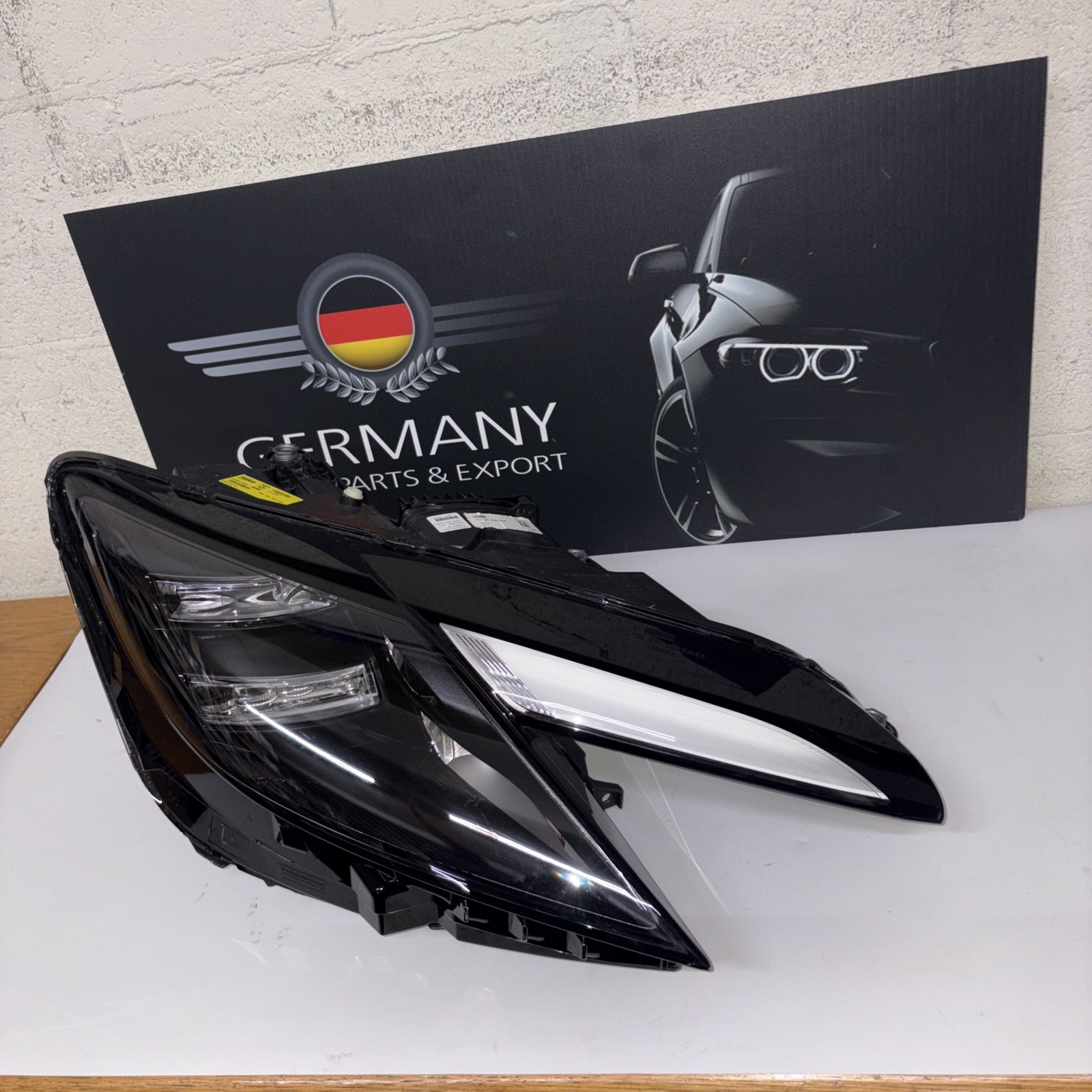 Ferrari 296 GTB GTS 2022-2025 OEM Front right passenger  headlight L636178#3425