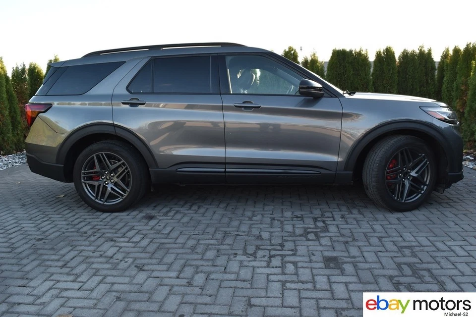 2025 Ford Explorer AWD 3.0TT ST-EDITION(NEW WAS $61,185) - Image 4 of 4