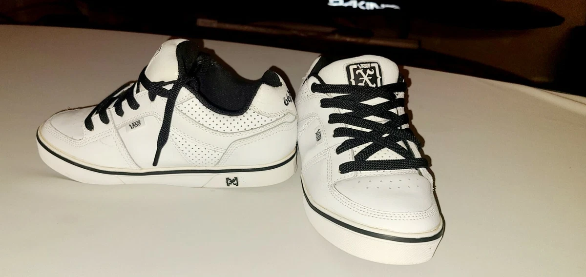 Vans off hot sale the wall rowley