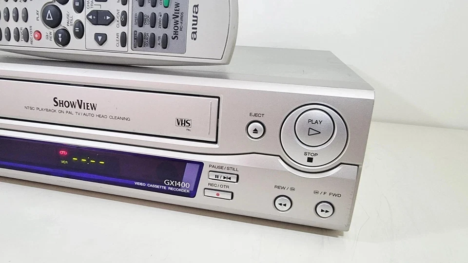 VIDEOREGISTRATORE VHS AIWA GX1400 LETTORE CASSETTE VINTAGE VCR FUNZIONANTE - Immagine 3 di 4
