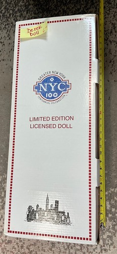 "Muñeca de porcelana NYC 100 32"" con licencia Derek Centennial Jeanne Singer Nueva York nueva en caja" - Imagen 3 de 15