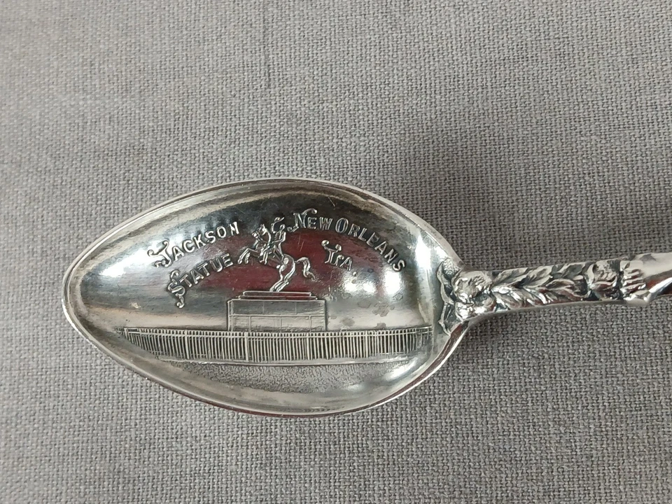 Colher lembrança esterlina figura infantil estátua Mechanics Jackson Nova Orleans - Imagem 4 de 4