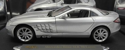 Maisto 1/18 Scale Diecast - 36653 Mercedes Benz SLR McLaren Silver