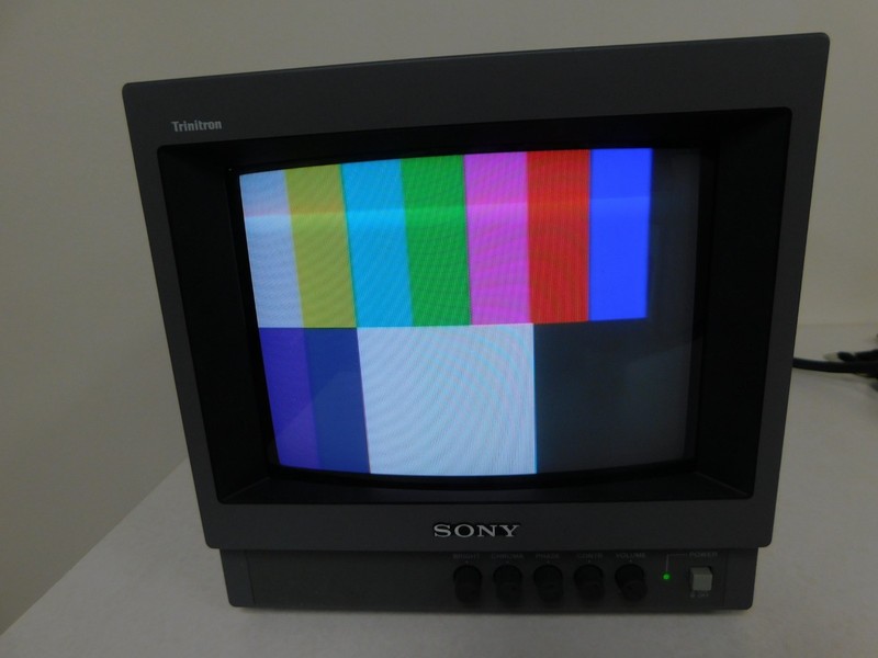 Sony PVM-8040 8" Color CRT TV TESTED w/IEC Cable Sales Brochure Retro Gaming