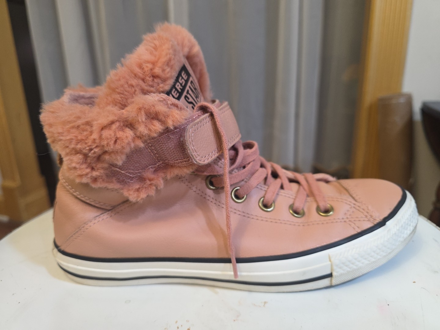 Converse Leather Pink Brea All Star Hi Tops 8.5 Faux Fur Pin